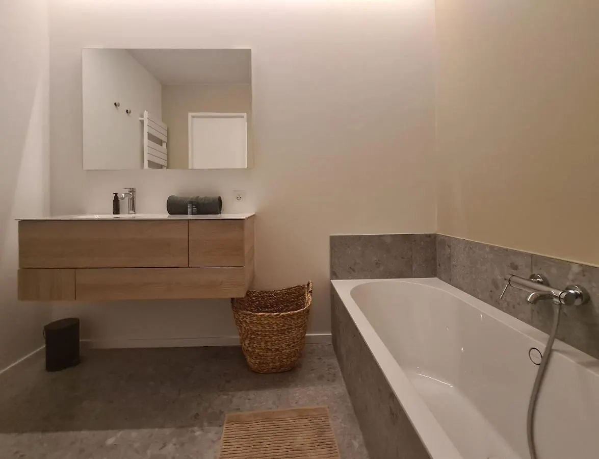 Central Park Tower Sea View Residence With Pool And Gym Οστένδη Διαμέρισμα