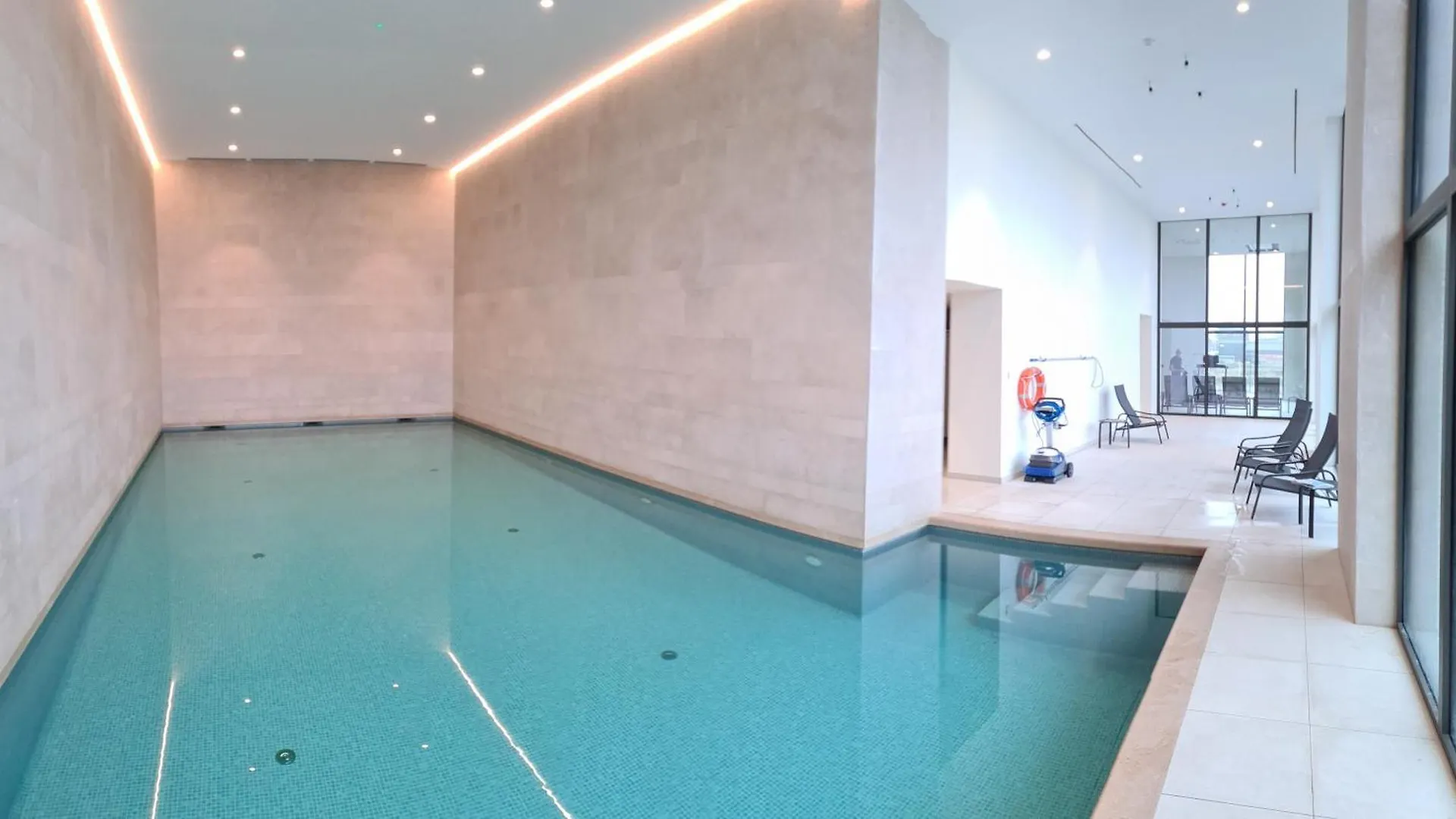 Central Park Tower Sea View Residence With Pool And Gym Οστένδη Διαμέρισμα